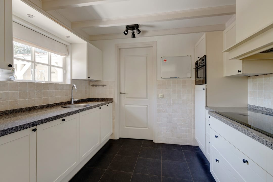 Photo 23 of Sluijtersstraat 1