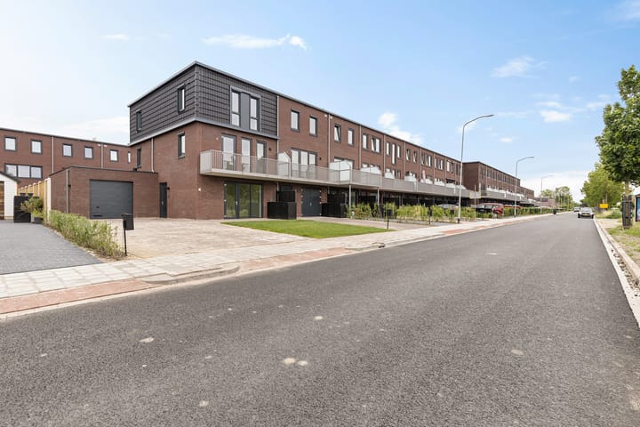 Foto 2 van Opwierderweg 86