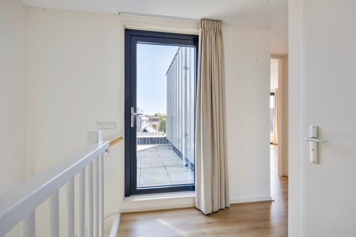 Foto 9 van Brugstraat 12-E