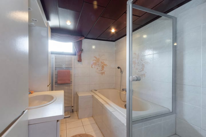 Foto 12 van Rijksstraatweg 186-484