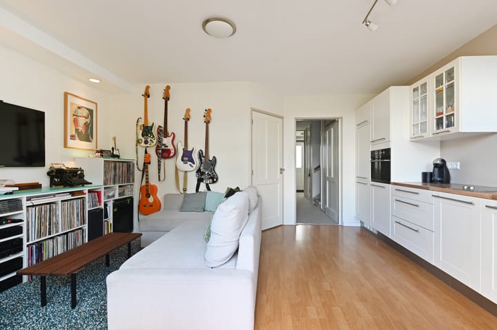 Photo 13 of Ribesstraat 15