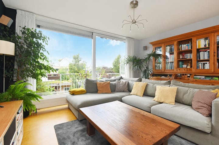 Photo 34 of Ribesstraat 15