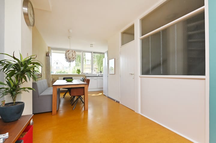 Photo 36 of Ribesstraat 15