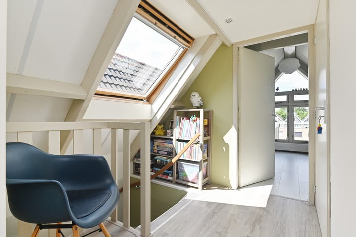 Photo 66 of Ribesstraat 15