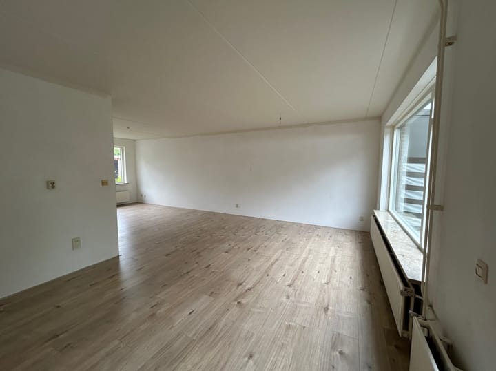 Foto 12 van Slechtvalk 50