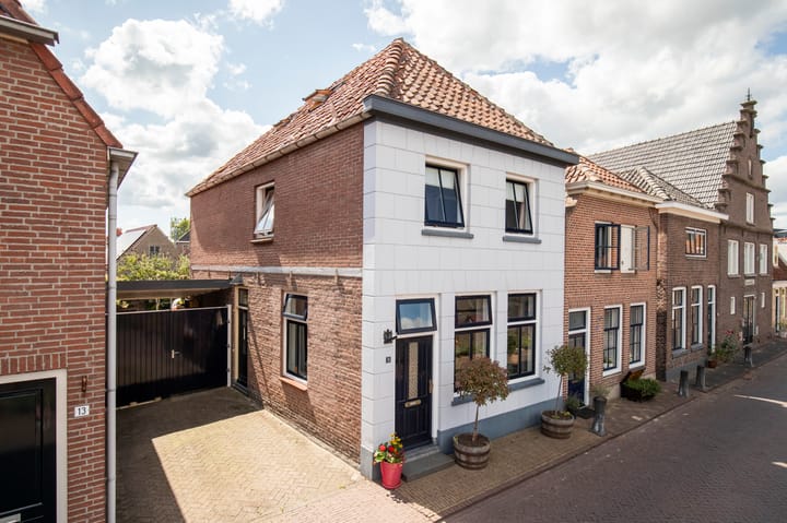 Foto 1 van Regenboogstraat 11