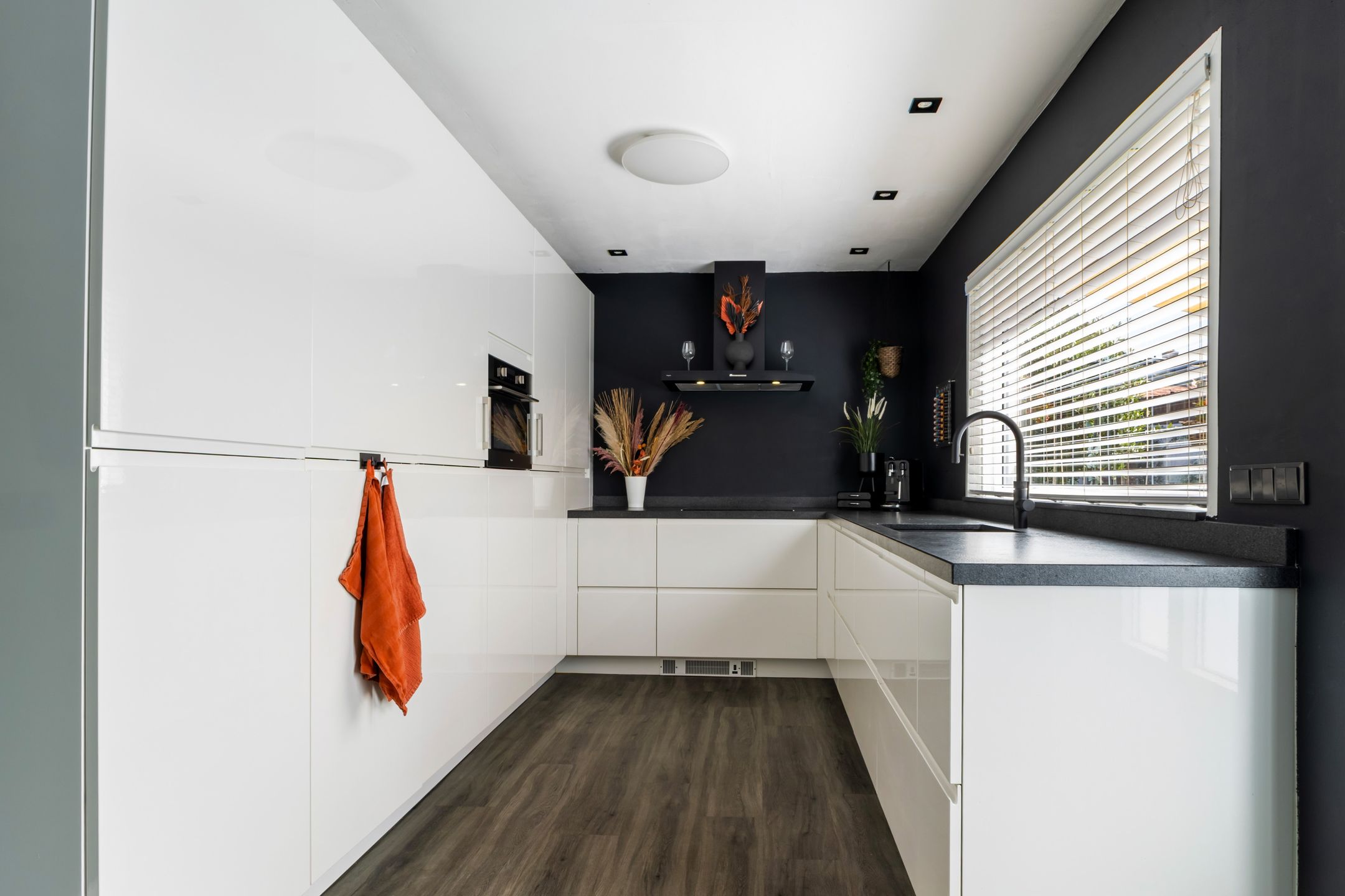 Foto 3 van Borneolaan 15