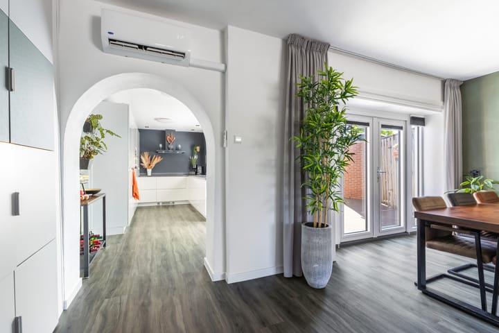 Foto 10 van Borneolaan 15