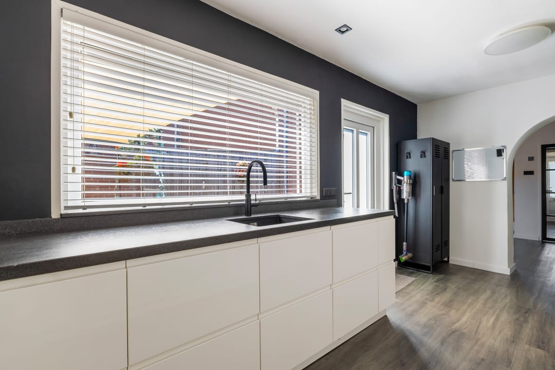 Foto 16 van Borneolaan 15