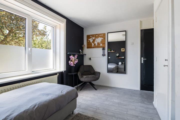 Foto 30 van Borneolaan 15