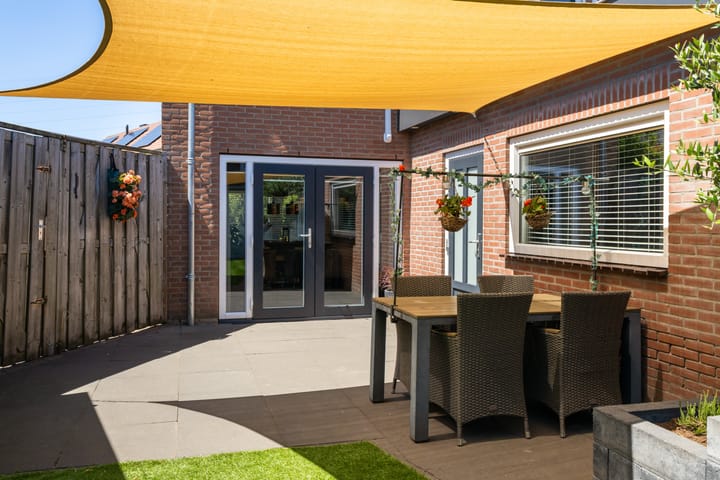 Foto 41 van Borneolaan 15