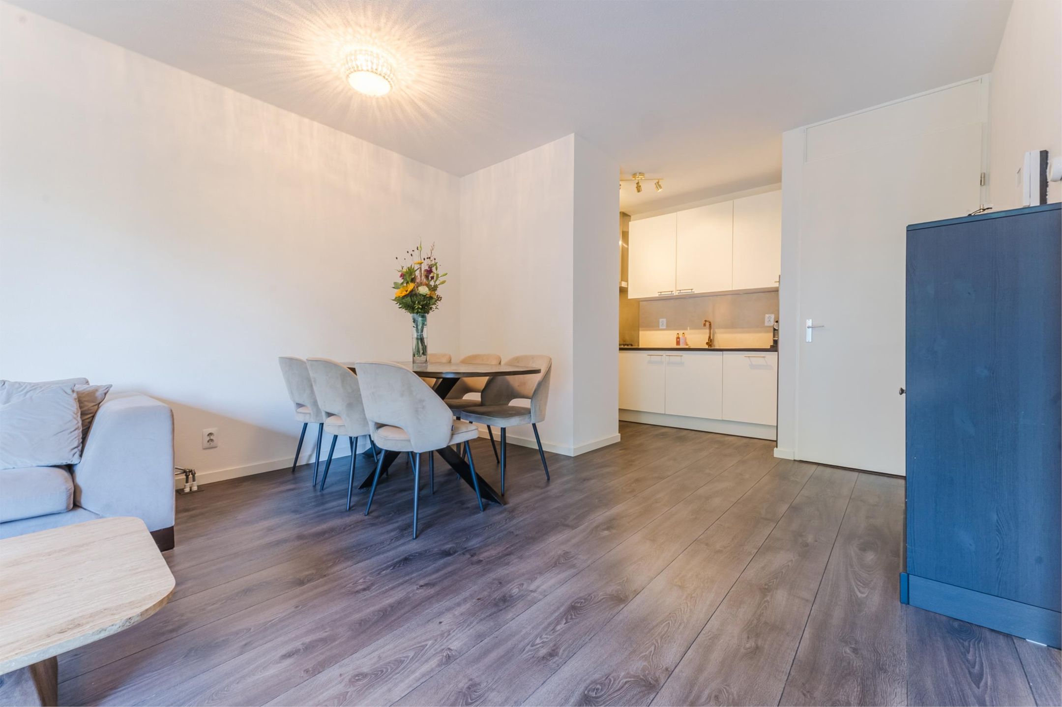 Foto 12 van Sir Winston Churchillln 275-F023