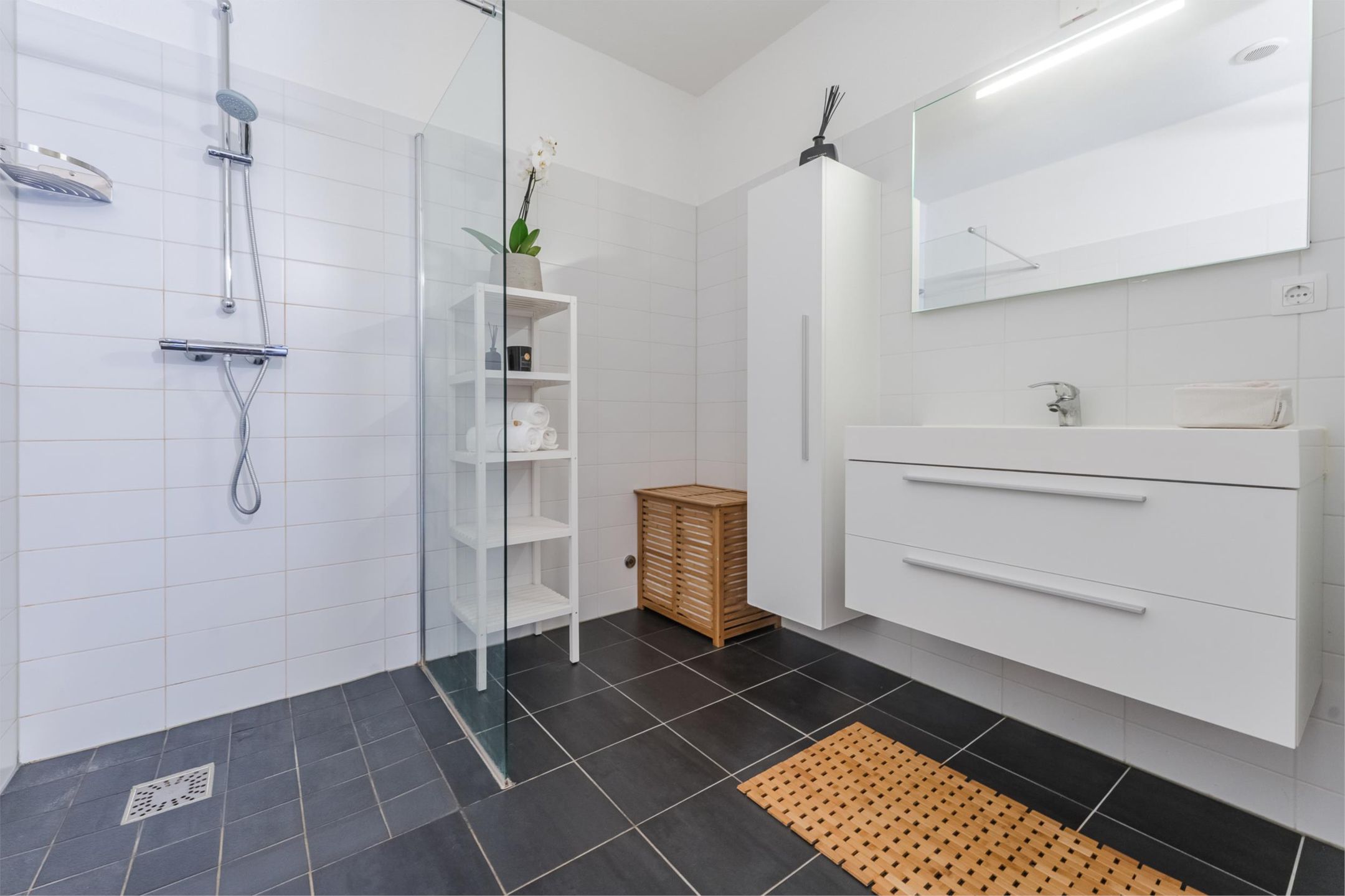 Foto 24 van Sir Winston Churchillln 275-F023