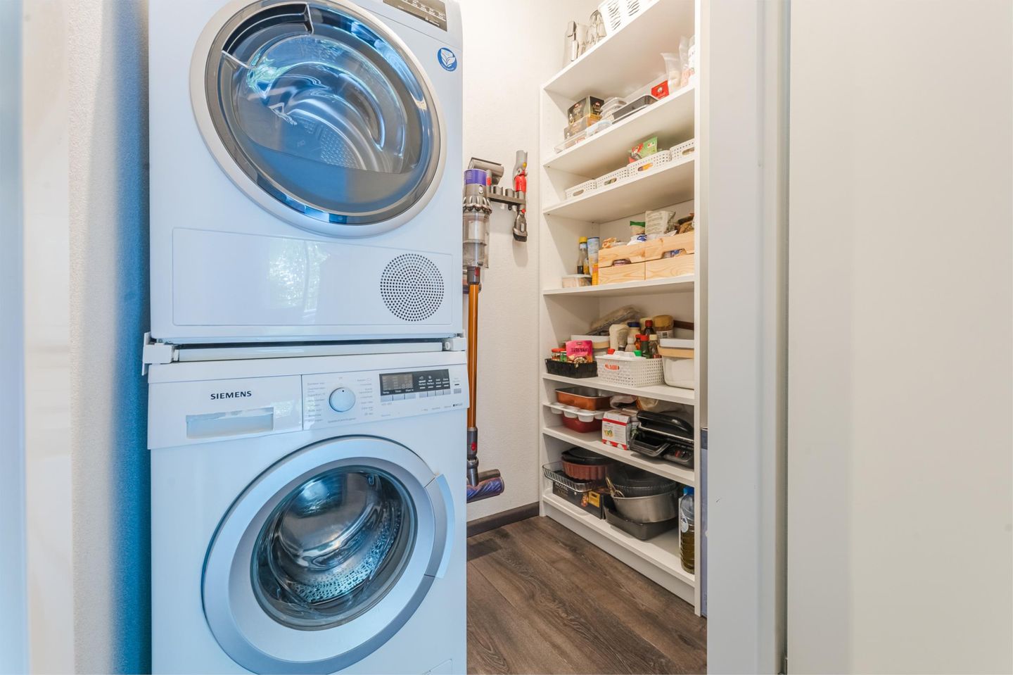 Foto 29 van Sir Winston Churchillln 275-F023