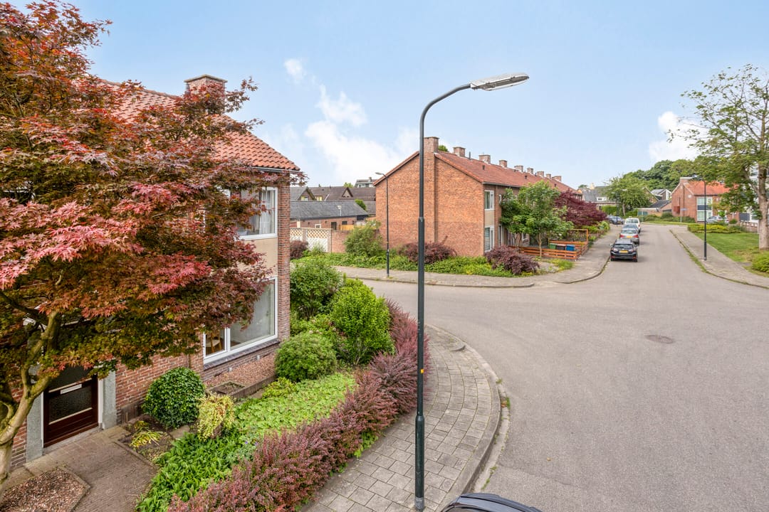 Foto 28 van Johan de Wittstraat 30