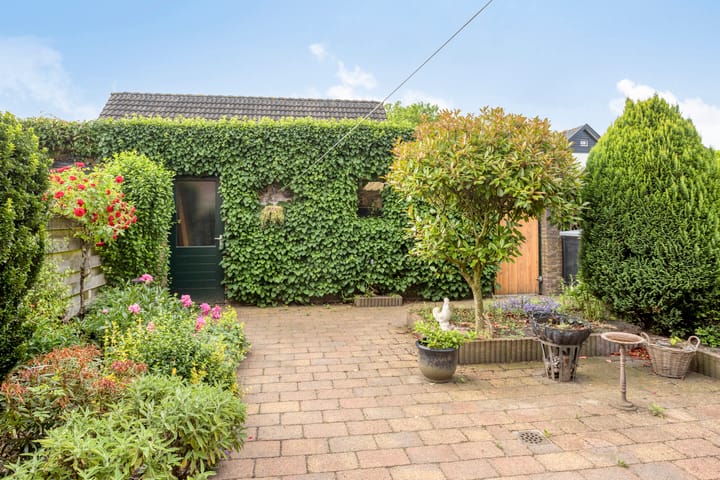 Foto 42 van Johan de Wittstraat 30