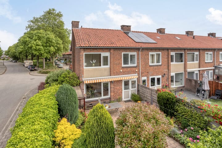 Foto 47 van Johan de Wittstraat 30