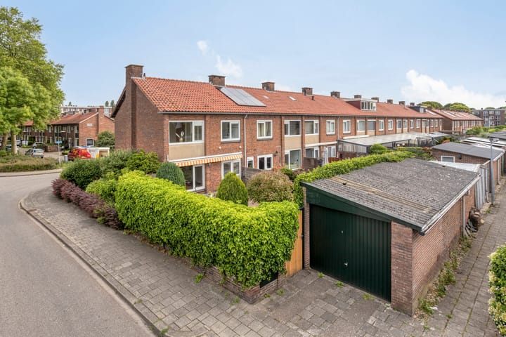 Foto 48 van Johan de Wittstraat 30