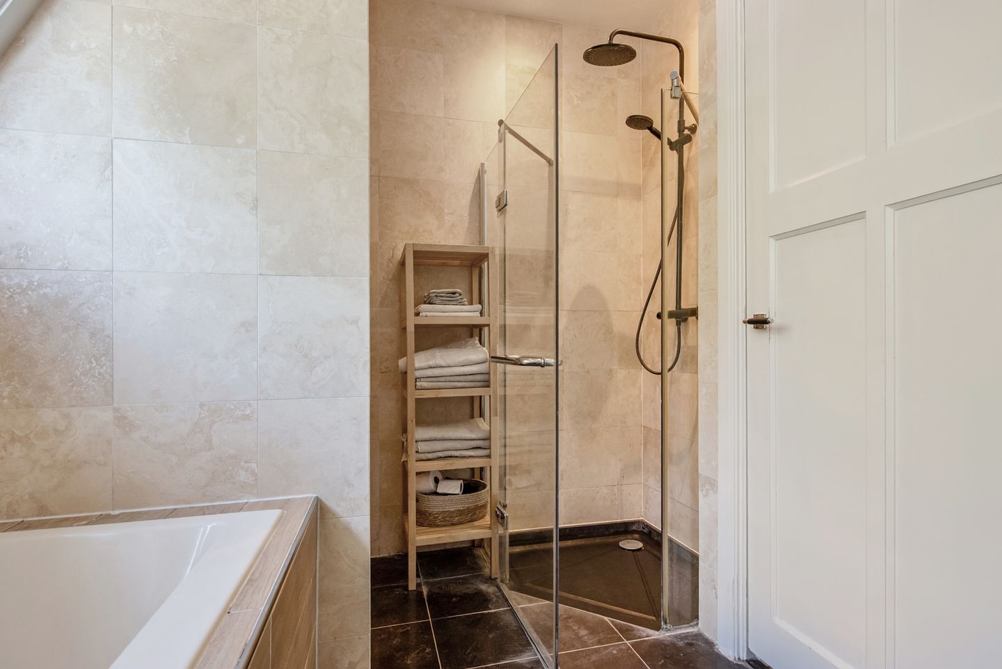 Foto 29 van Veursestraatweg 230