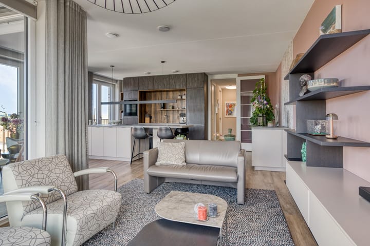 Photo 8 of Evertsenstraat 3-A