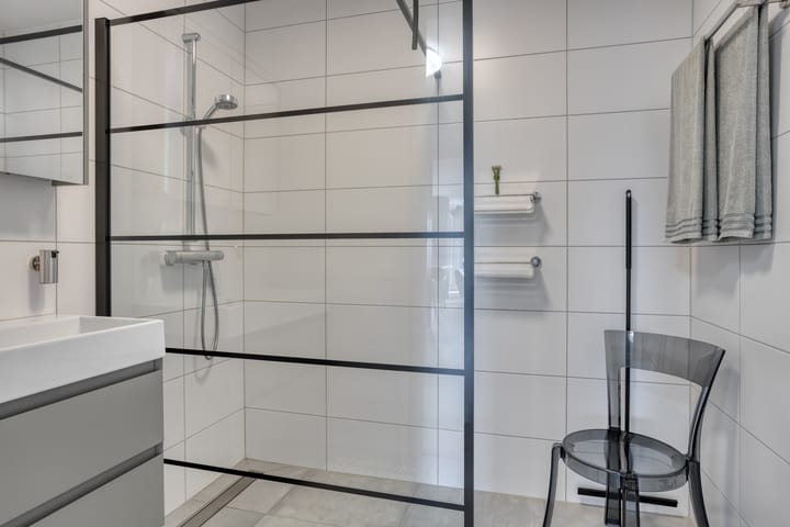 Photo 19 of Evertsenstraat 3-A