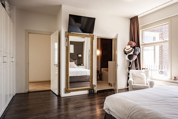 Foto 34 van Raadhuisplein 4-C