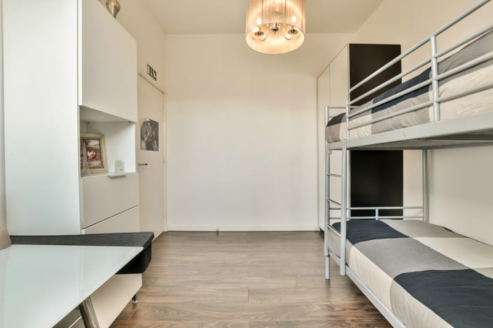 Foto 50 van Raadhuisplein 4-C