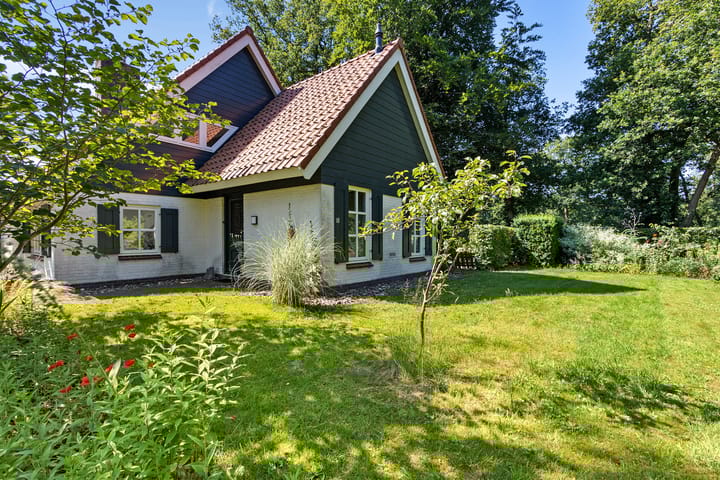 Foto 12 van Buitenweg 18