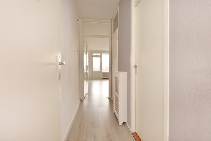 Photo 8 of Arnold Spoelplein 61