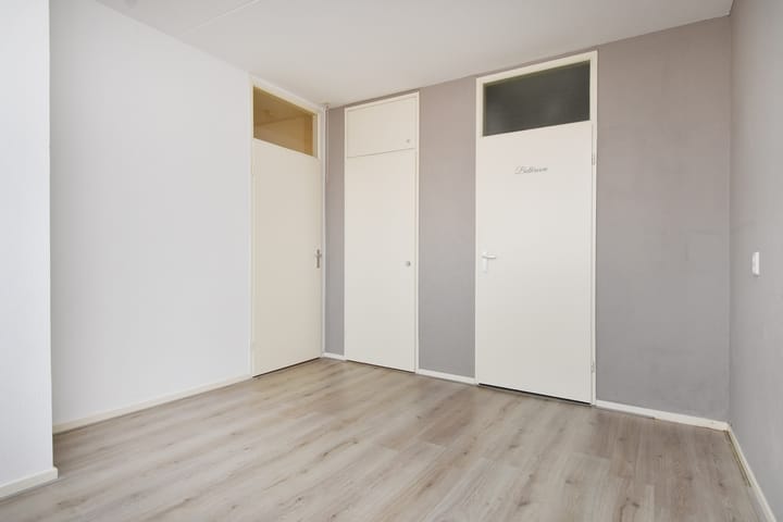 Photo 11 of Arnold Spoelplein 61