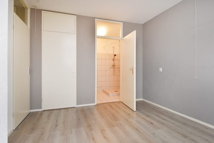 Photo 12 of Arnold Spoelplein 61