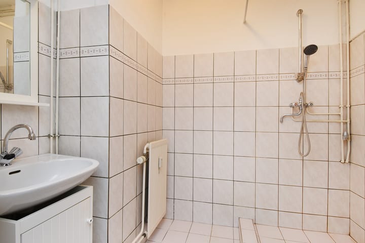 Photo 13 of Arnold Spoelplein 61