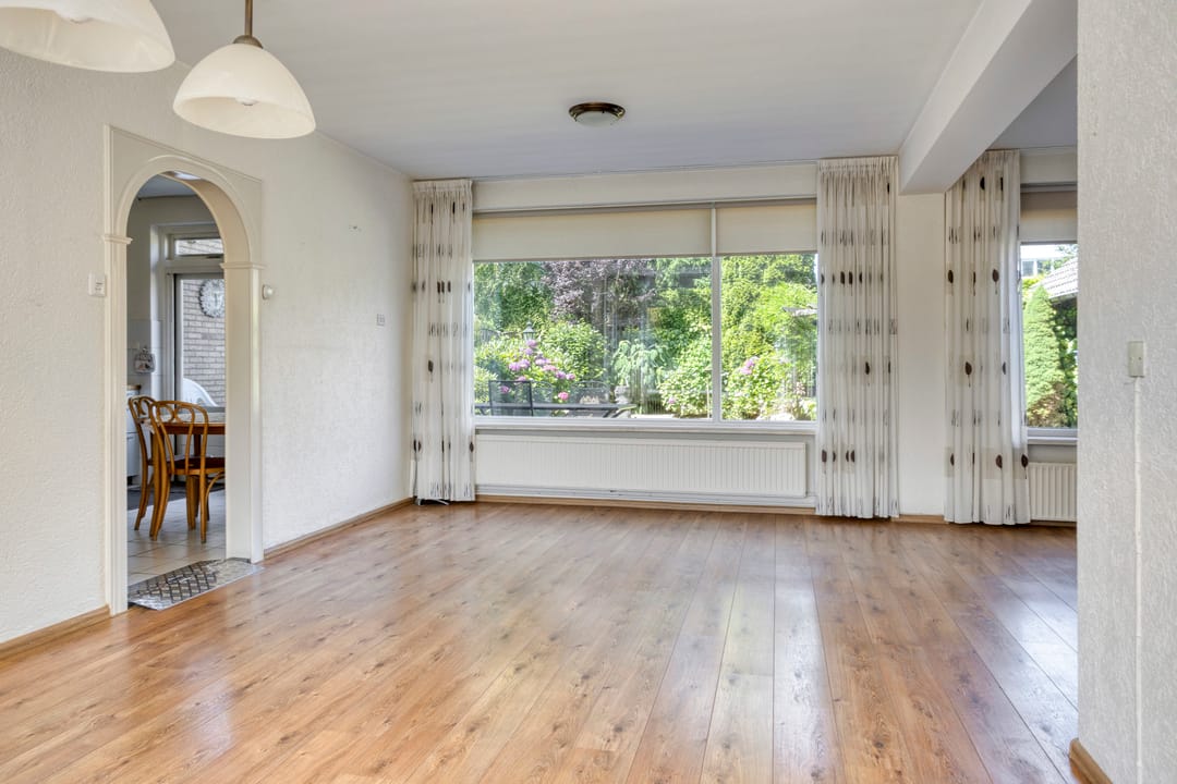 Photo 13 of Acacia 4