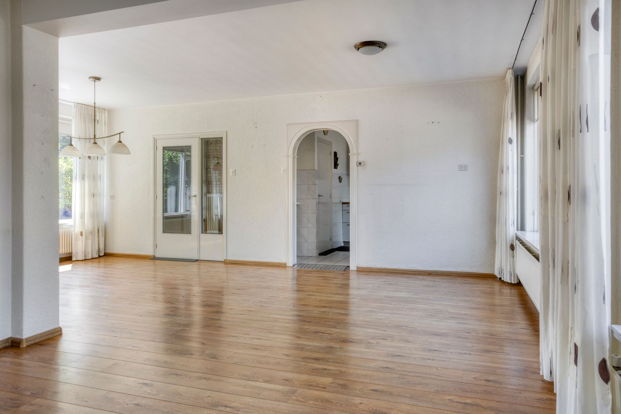 Photo 15 of Acacia 4