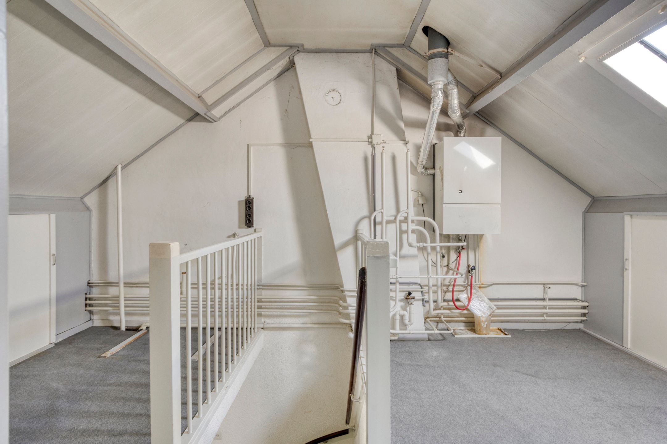 Photo 30 of Acacia 4