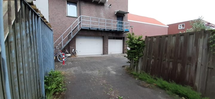 Photo 9 of Oosthavenkade 33-D