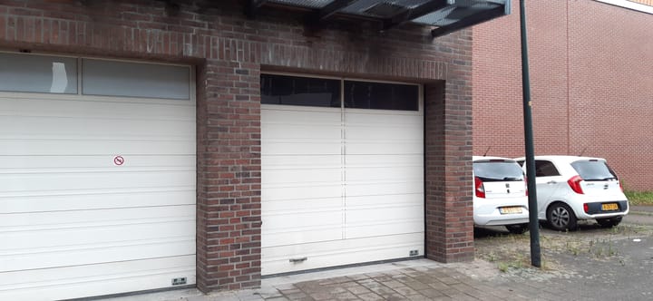 Photo 6 of Oosthavenkade 33-D