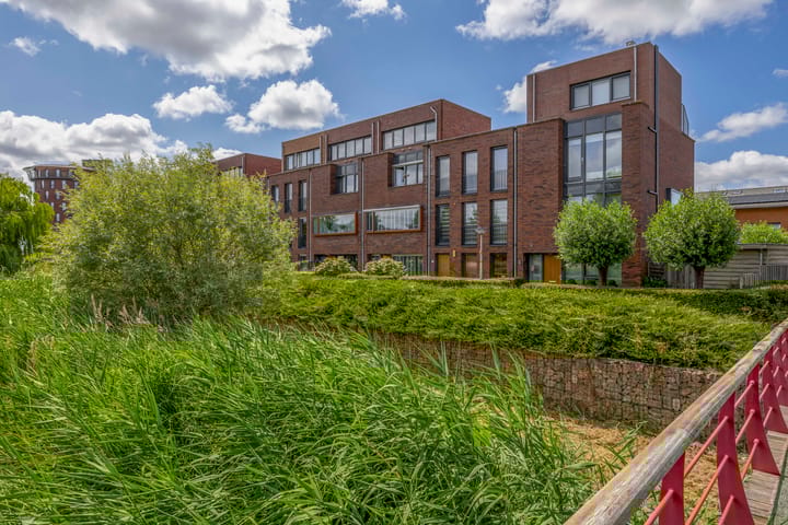 Photo 6 of Lelietuin 3