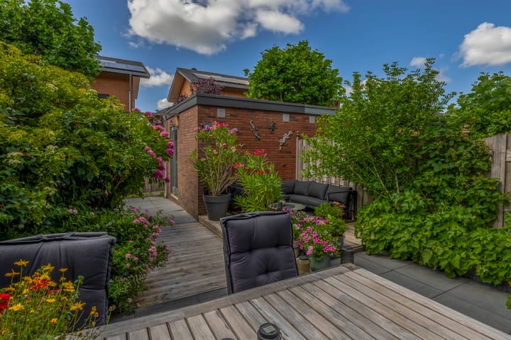 Photo 26 of Lelietuin 3