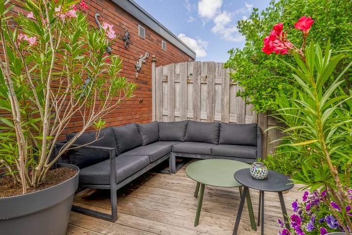 Photo 28 of Lelietuin 3