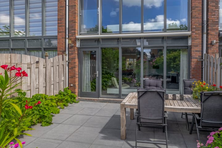 Photo 29 of Lelietuin 3