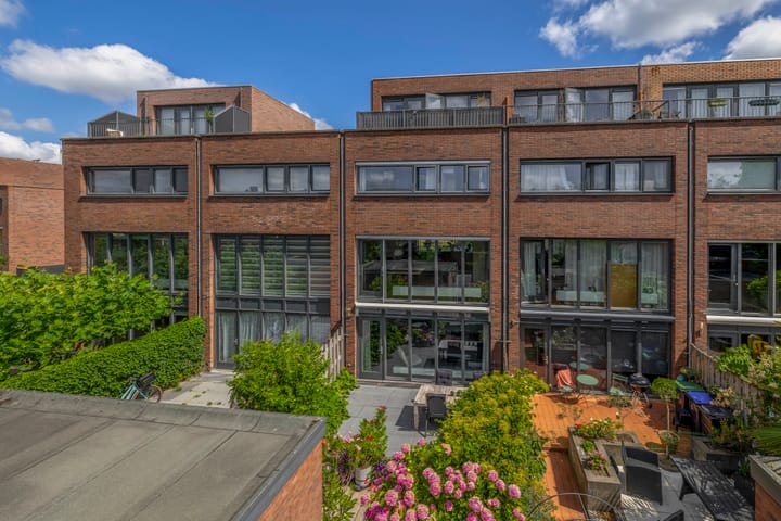 Photo 33 of Lelietuin 3