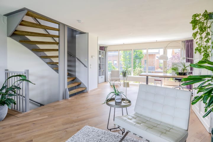 Photo 42 of Lelietuin 3