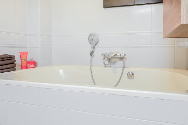 Photo 48 of Lelietuin 3