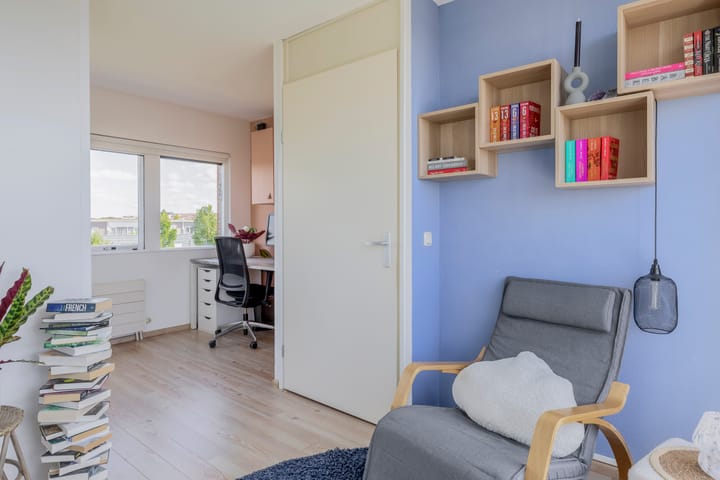 Photo 56 of Lelietuin 3