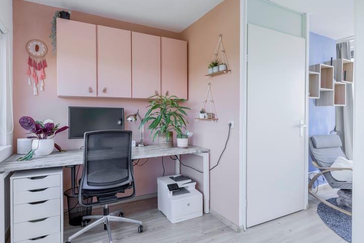 Photo 57 of Lelietuin 3