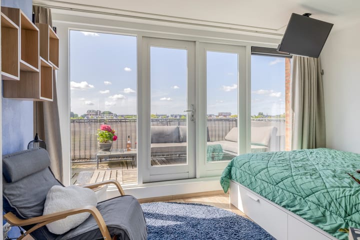 Photo 59 of Lelietuin 3