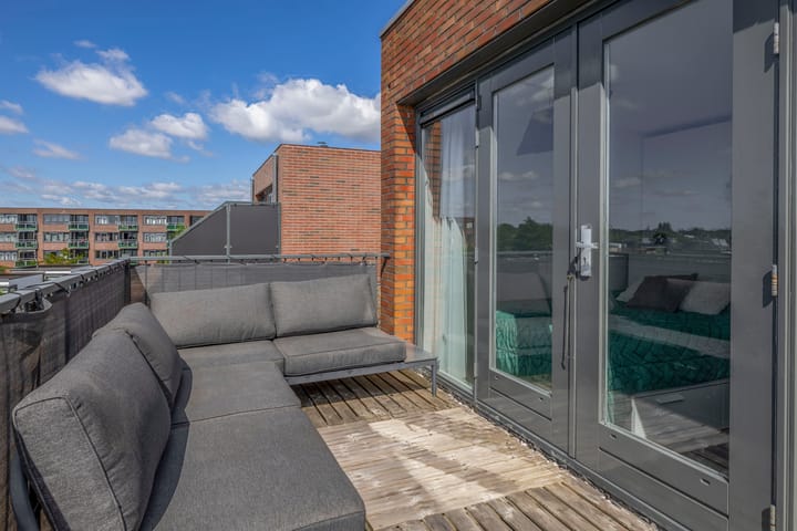 Photo 61 of Lelietuin 3