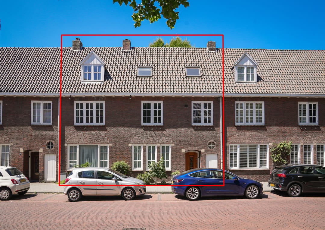 Photo 1 of Prins Bernhardstraat 5