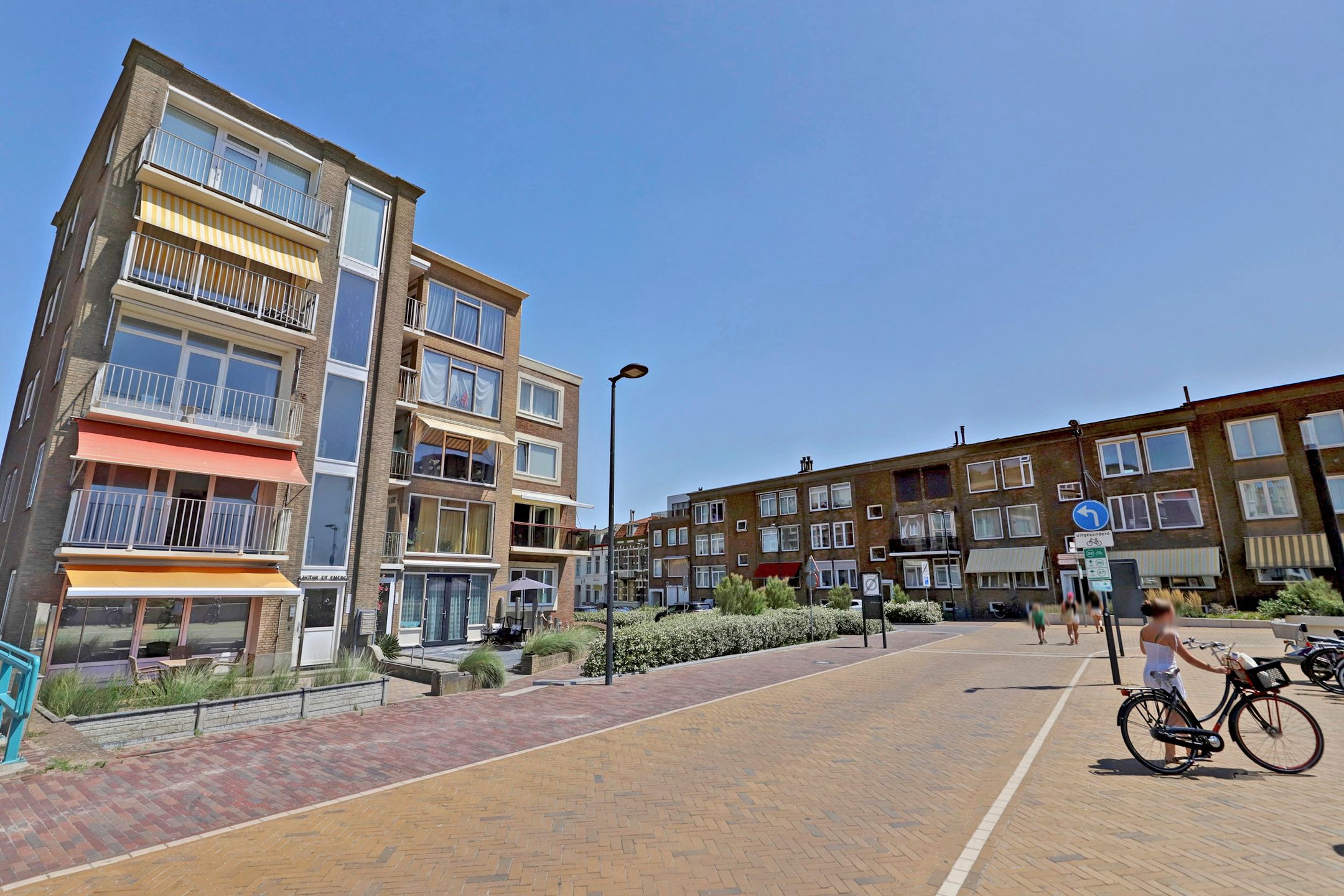 Foto 27 van Coosje Buskenstraat 15